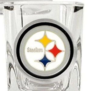 Pittsburgh Steelers  Square Shot Glasse new with tags